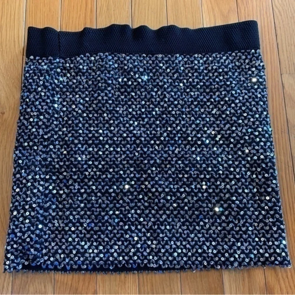New Sara Sara Outfit Silver Sequin Mini Skirt size 14 & Black Open jacket sz 16